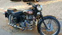 Black Royal Enfield Bullet Standard 350