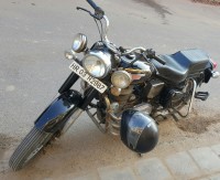 Black Royal Enfield Bullet Standard 350