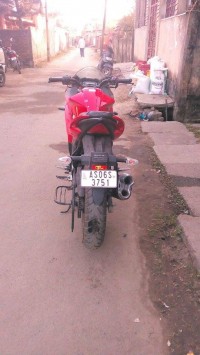 Red Suzuki Gixxer SF