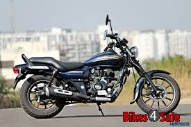 Blue Bajaj Avenger Street 150