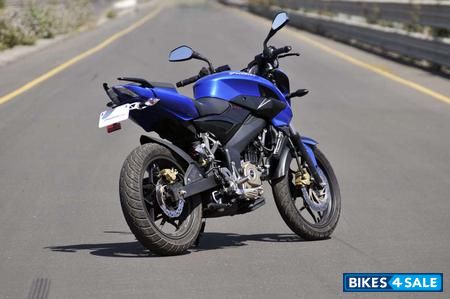 Blue Bajaj Pulsar 200 NS Blue Bajaj Pulsar 200 NS