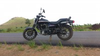 Black Bajaj Avenger Street 220