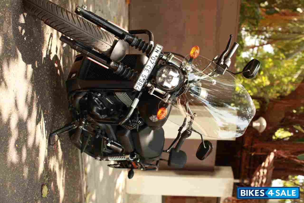 Matte Black Harley Davidson Street 750