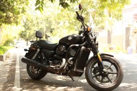 Matte Black Harley Davidson Street 750