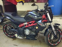 Black Benelli TNT 300