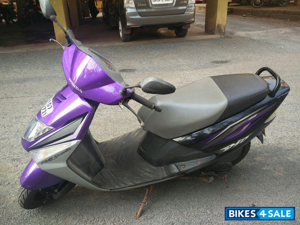 Purple Honda Dio Purple Honda Dio