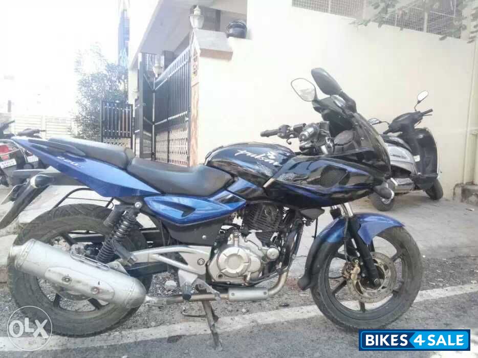 S Blue Bajaj Pulsar 220F S Blue Bajaj Pulsar 220F