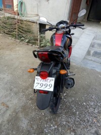 Black/red Yamaha FZ-S