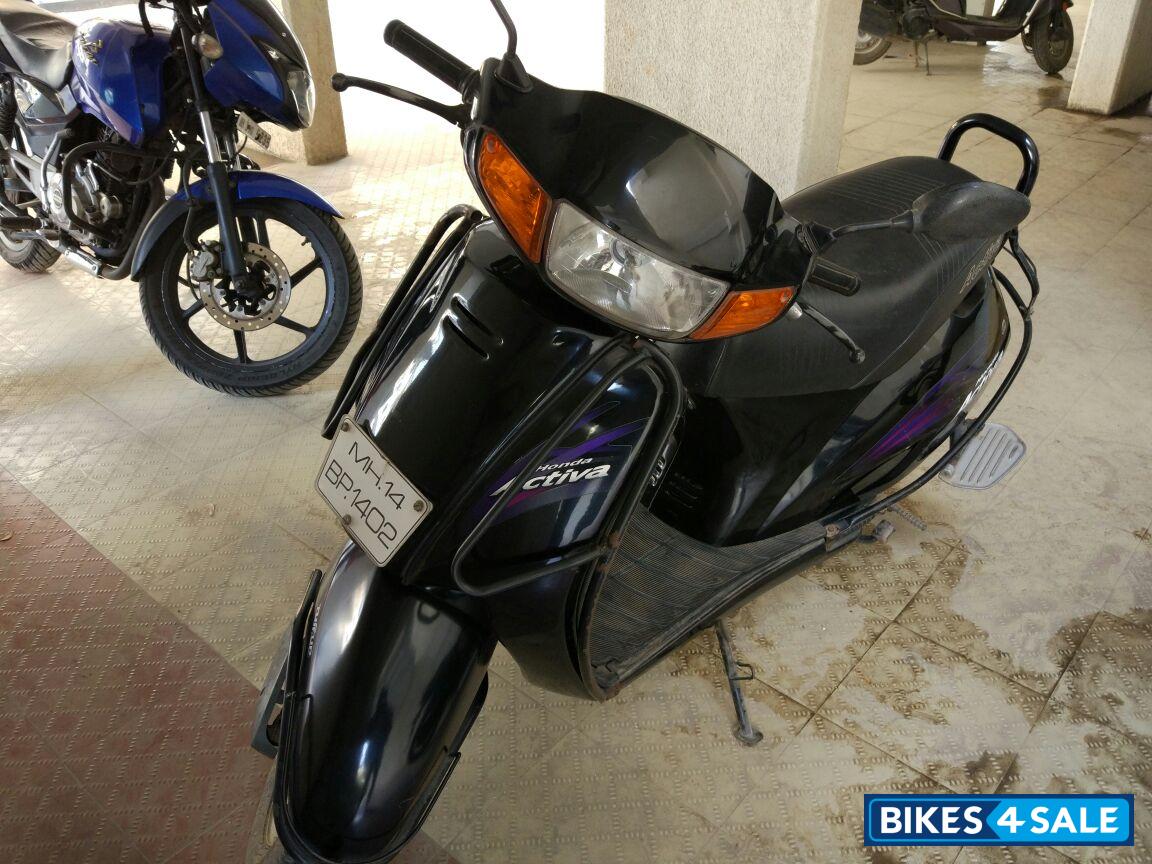 Black Honda Activa