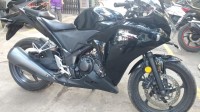 Black Honda CBR 250R