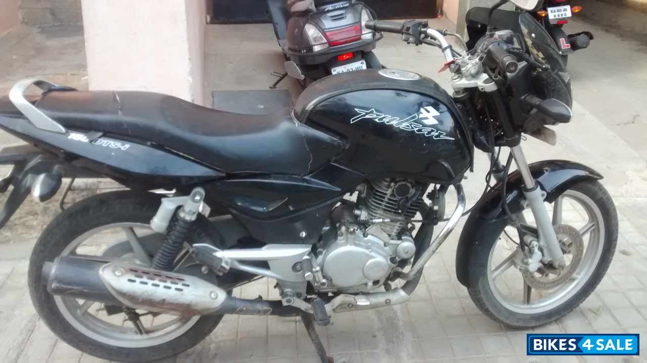 Black Bajaj Pulsar 150 DTSi Black Bajaj Pulsar 150 DTSi
