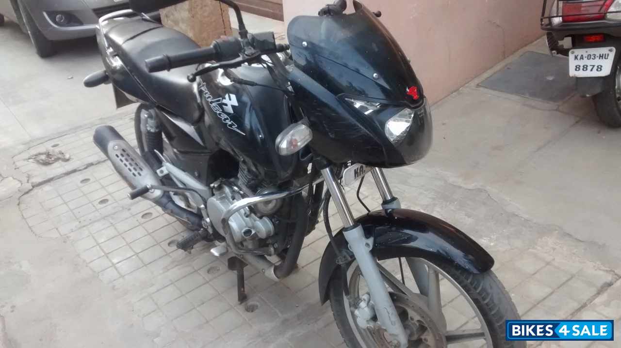 Black Bajaj Pulsar 150 DTSi Black Bajaj Pulsar 150 DTSi