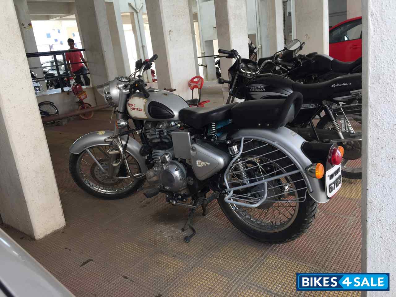 Silver Royal Enfield Classic 350