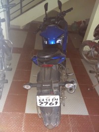 Blue Suzuki Gixxer SF