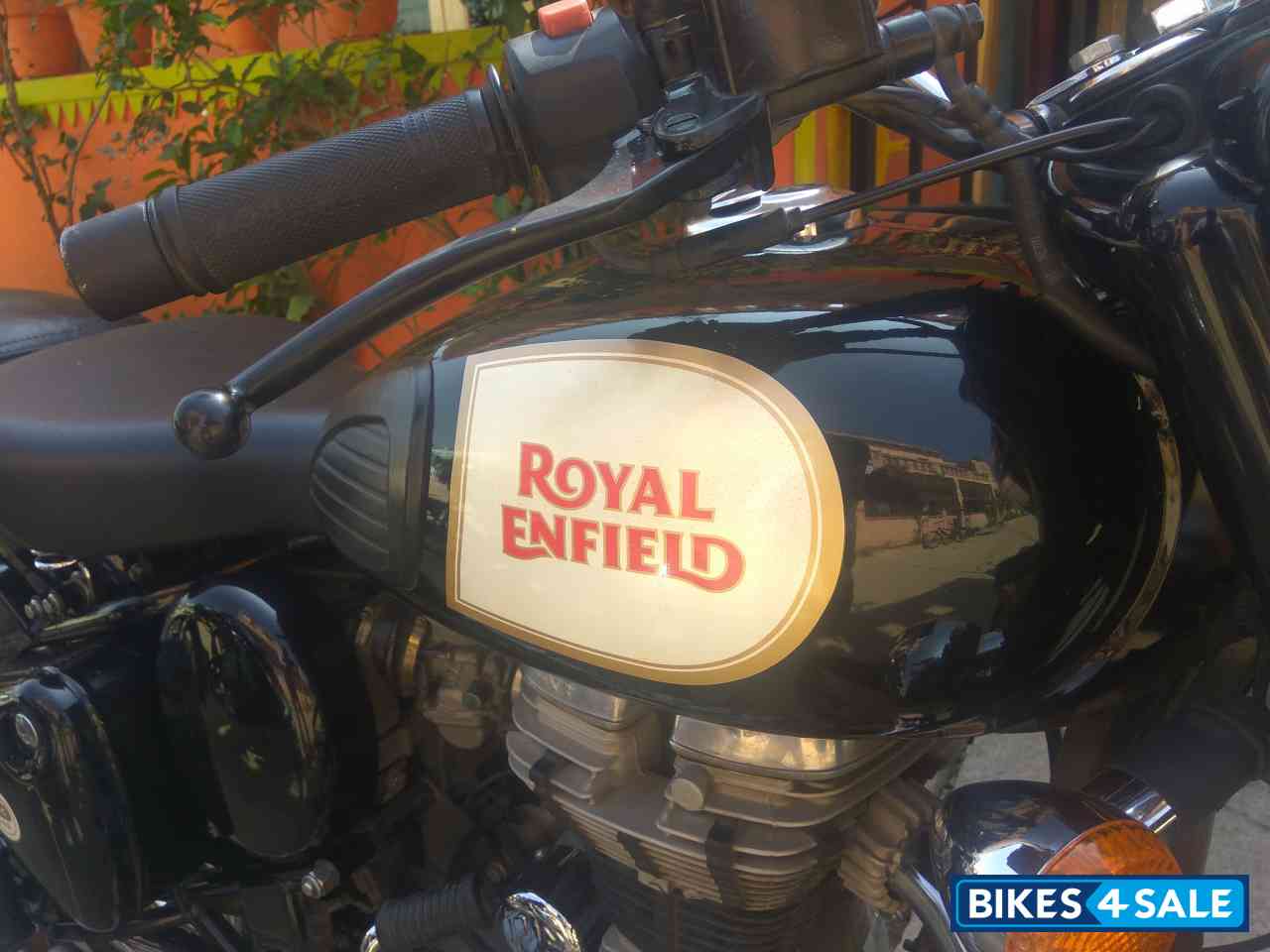 Black Royal Enfield Classic 350