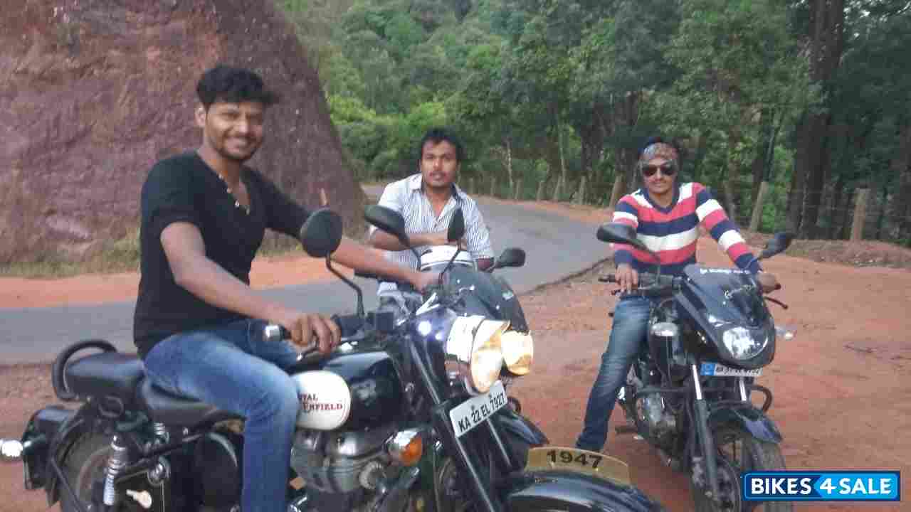 Black Royal Enfield Classic 350