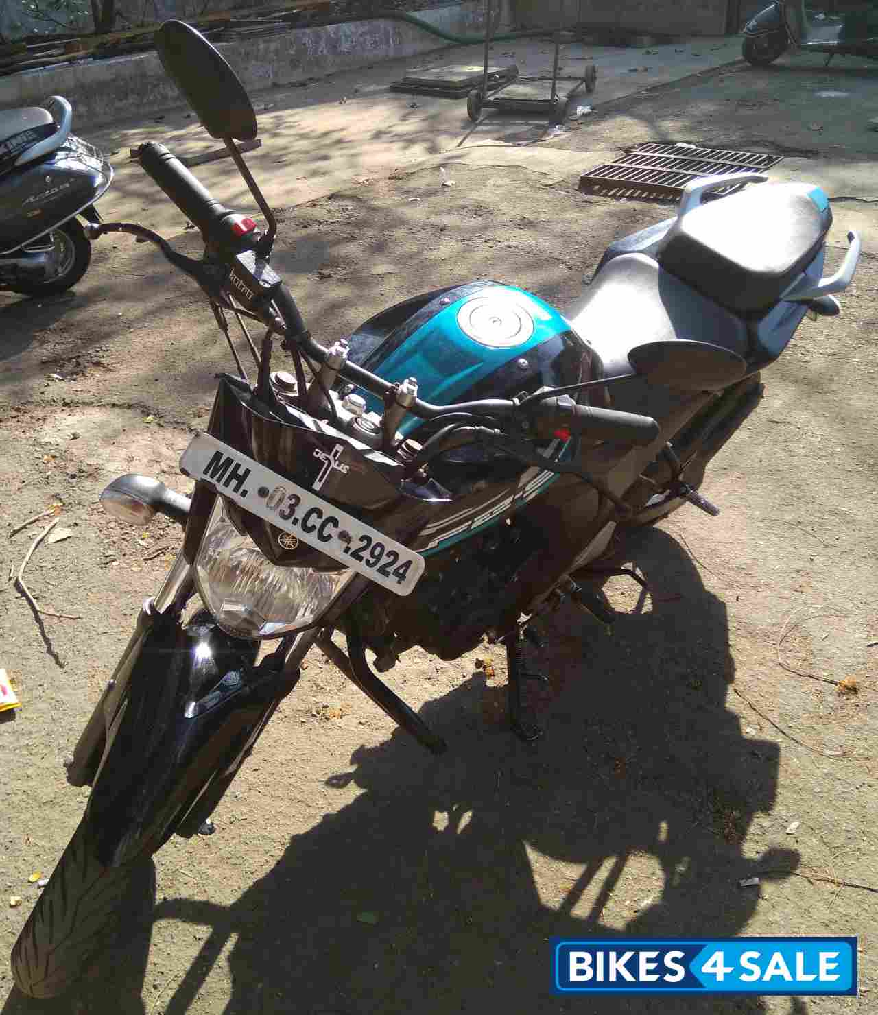 Balck Blue Yamaha FZ-S FI V2