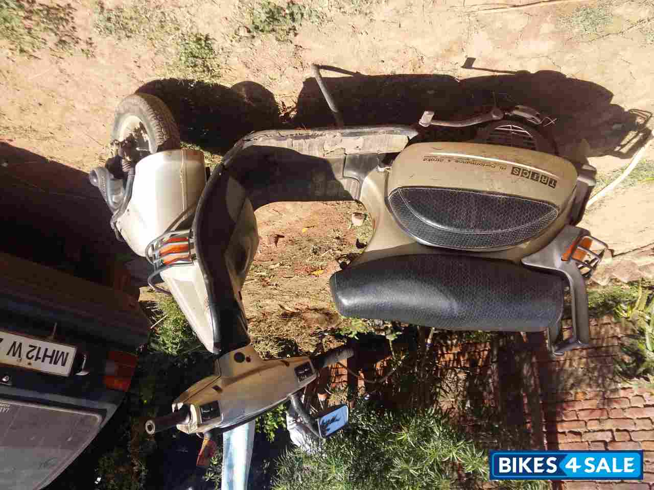 Golden Bajaj Legend Golden Bajaj Legend