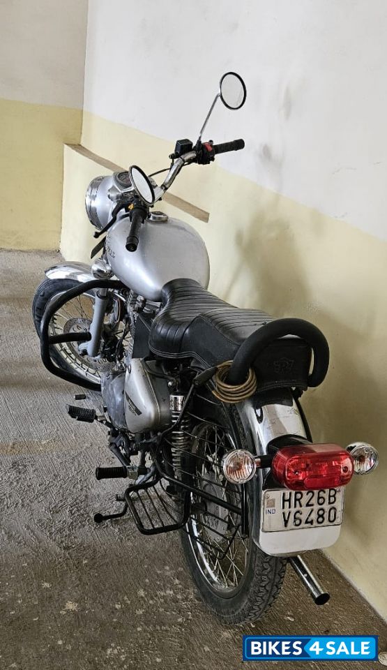 Silver Royal Enfield Bullet Electra Twinspark Silver Royal Enfield Bullet Electra Twinspark