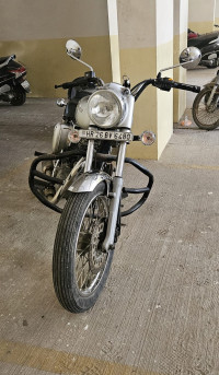 Silver Royal Enfield Bullet Electra Twinspark