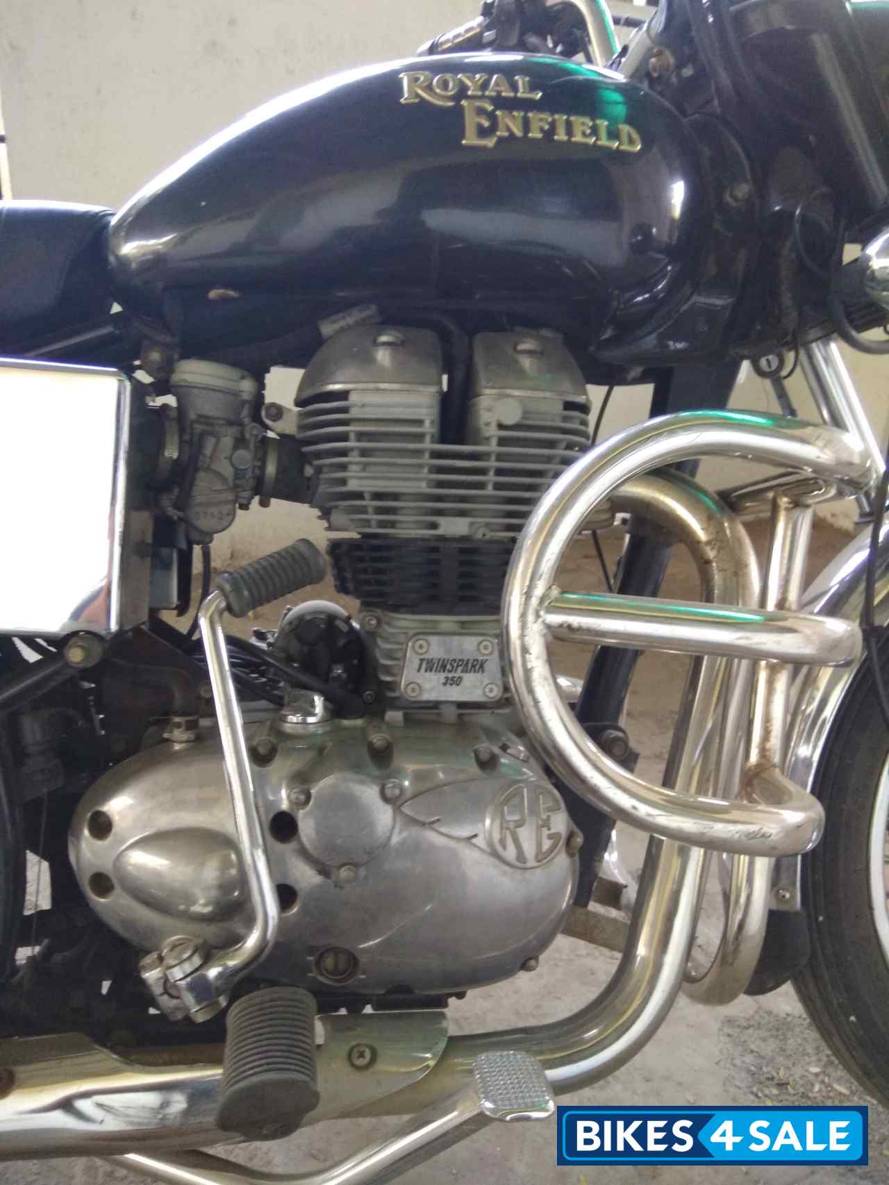 Magic Black Royal Enfield Bullet Electra Twinspark