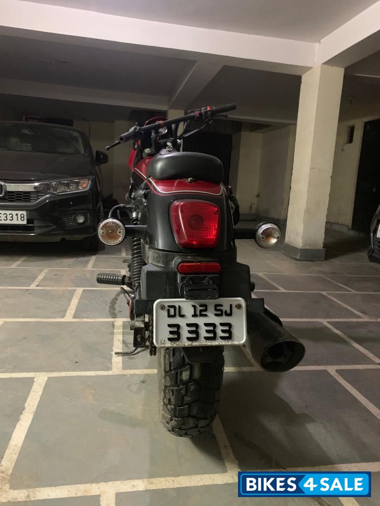 Yound Red UM Renegade Sports S