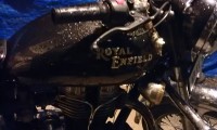 Black Royal Enfield Bullet Standard 350