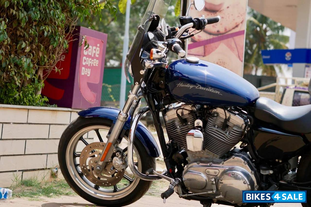 Pearl Blue Harley Davidson Superlow