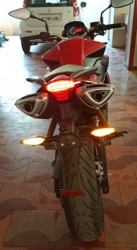 Red Benelli TNT 600 i