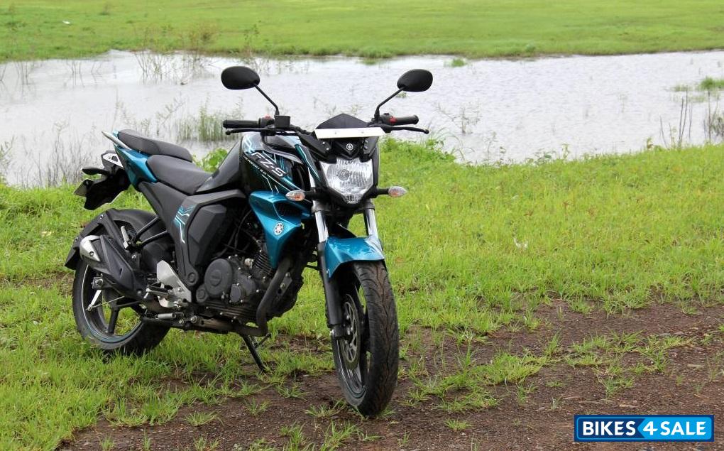 Axel Blue Yamaha FZ-S FI V2