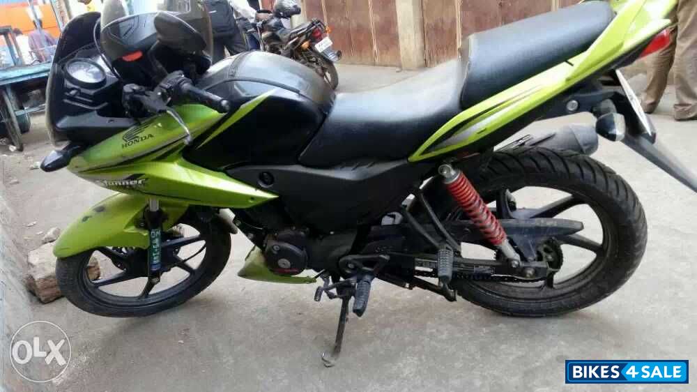 Candy Palm Green Honda CBF Stunner