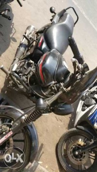 Black Bajaj Avenger Street 220