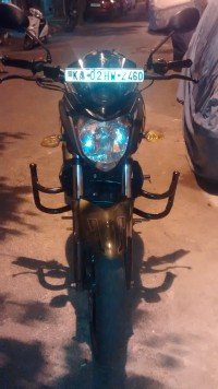 Battle Green Yamaha FZ-S