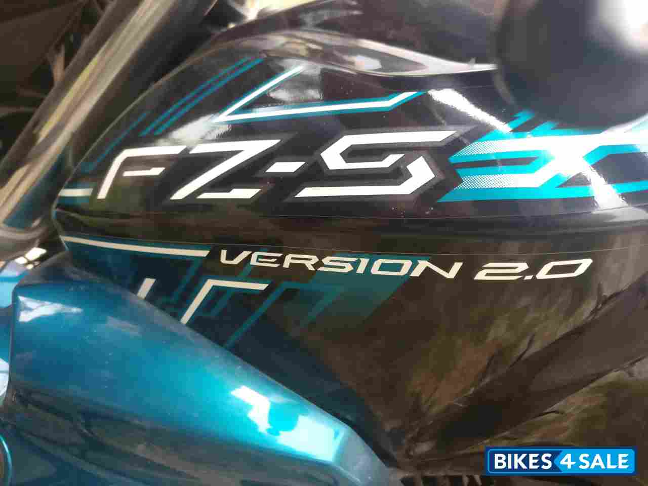 Blue Black Yamaha FZ-S FI V2