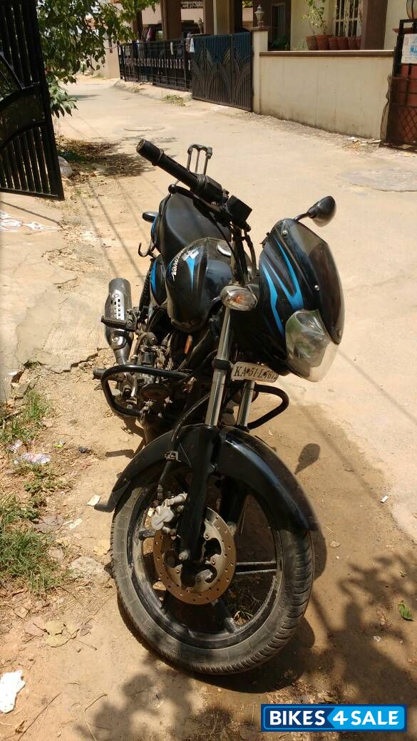 Blue Bajaj Discover DTSi 135