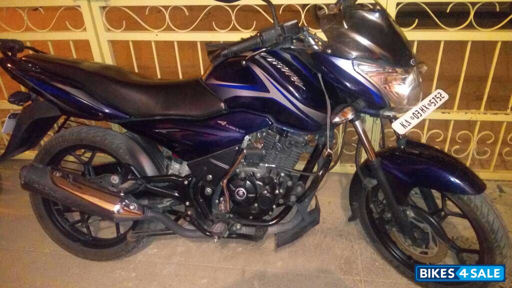 Blue Bajaj Discover 150 S