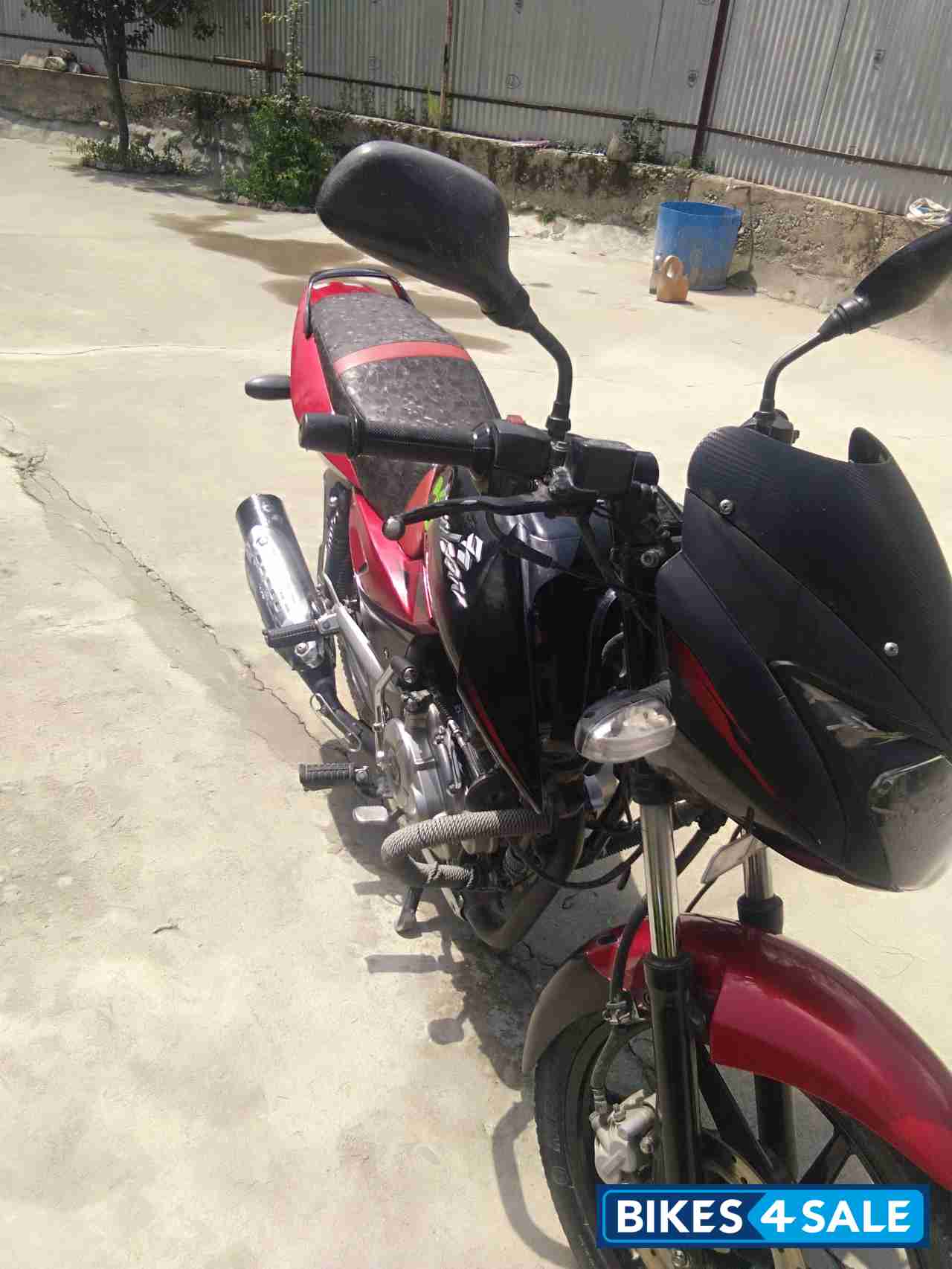 Red Black Bajaj Pulsar 150 DTSi