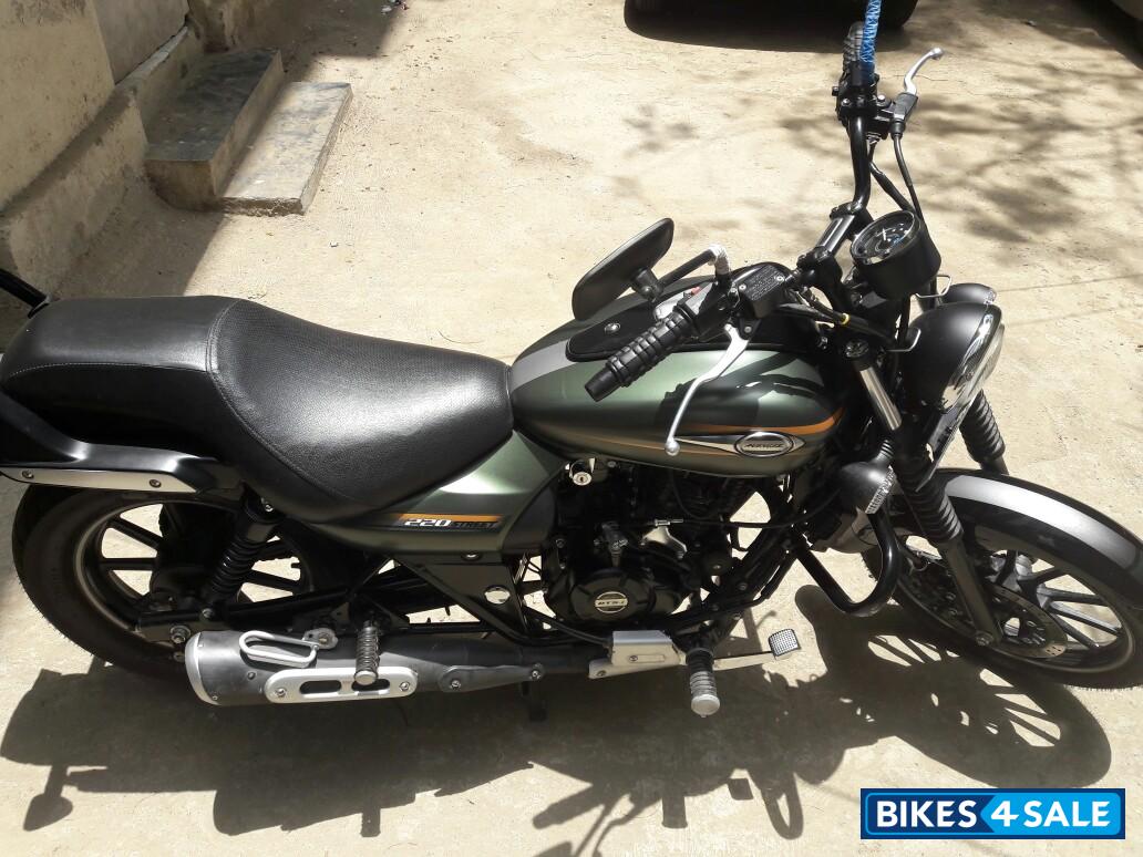 Matte Green Bajaj Avenger Street 220