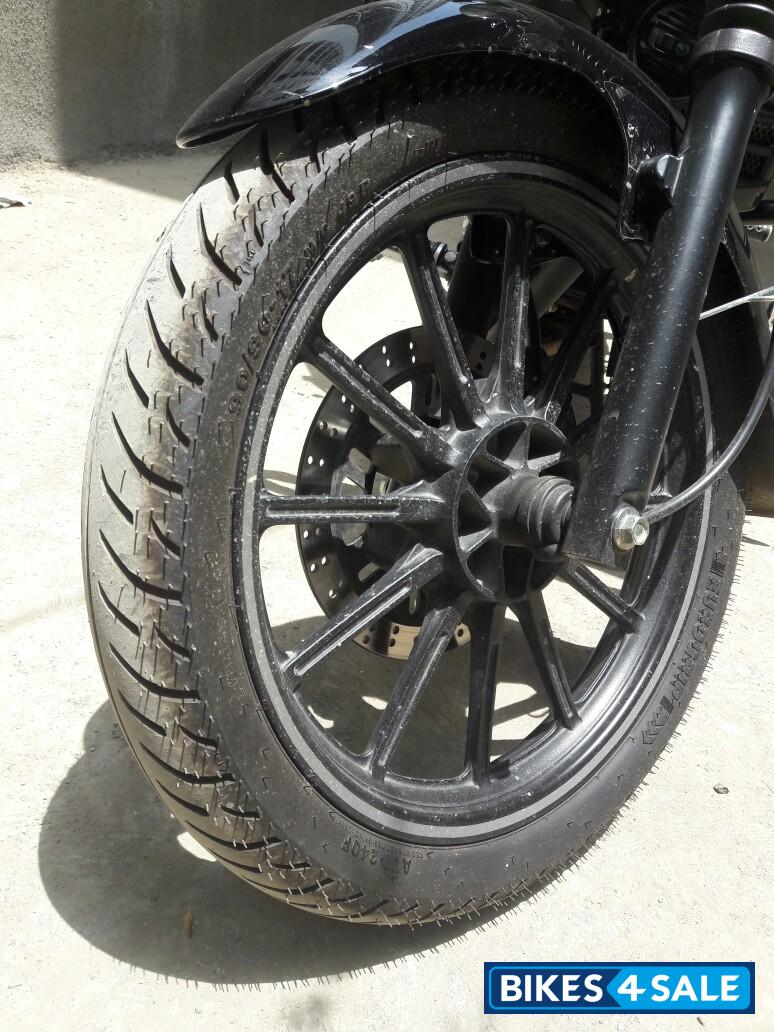 Matte Green Bajaj Avenger Street 220