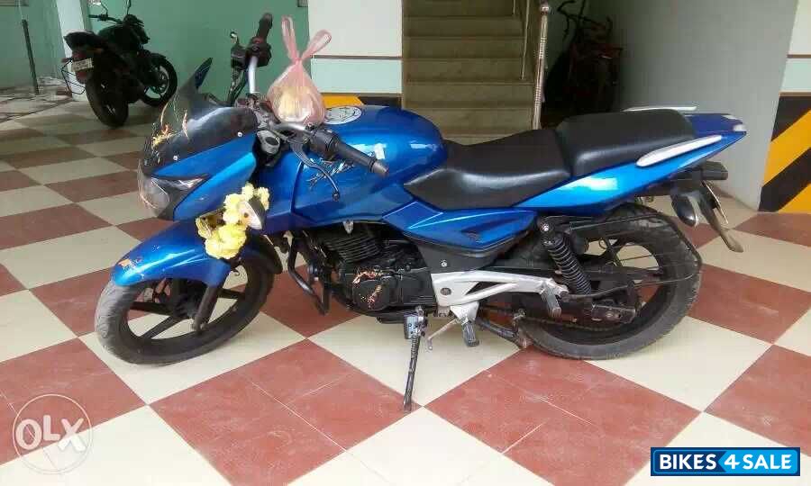 Blue Bajaj Pulsar 200 DTSi