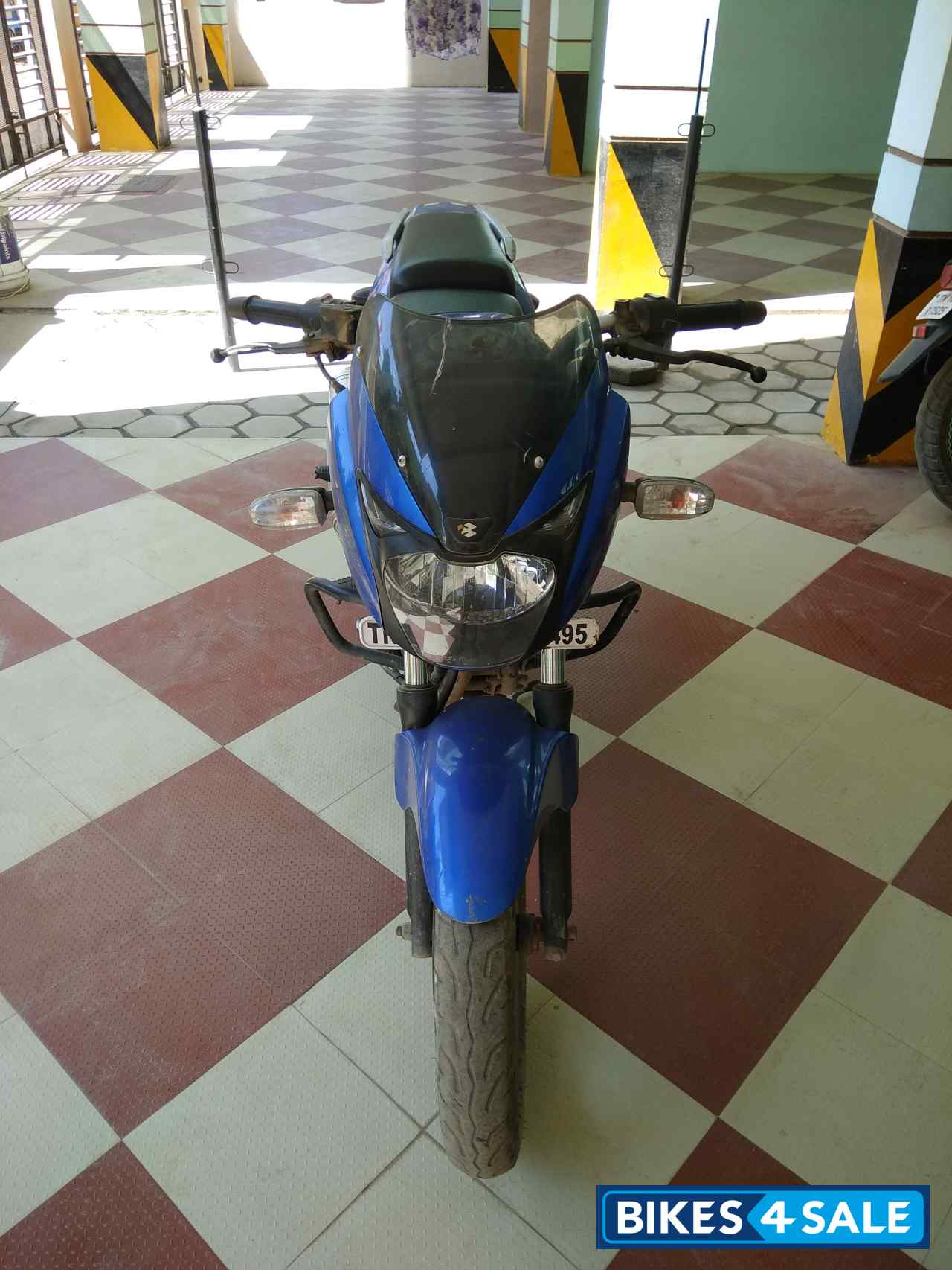 Blue Bajaj Pulsar 200 DTSi