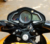 Yellow Bajaj Pulsar 200 NS