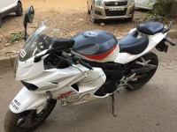 White Hyosung GT650R