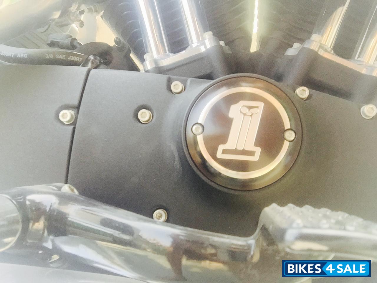 Mat Black Harley Davidson Iron 883