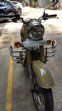Royal Enfield Classic Desert Storm