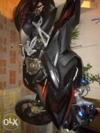 Demon Black Bajaj Pulsar RS 200