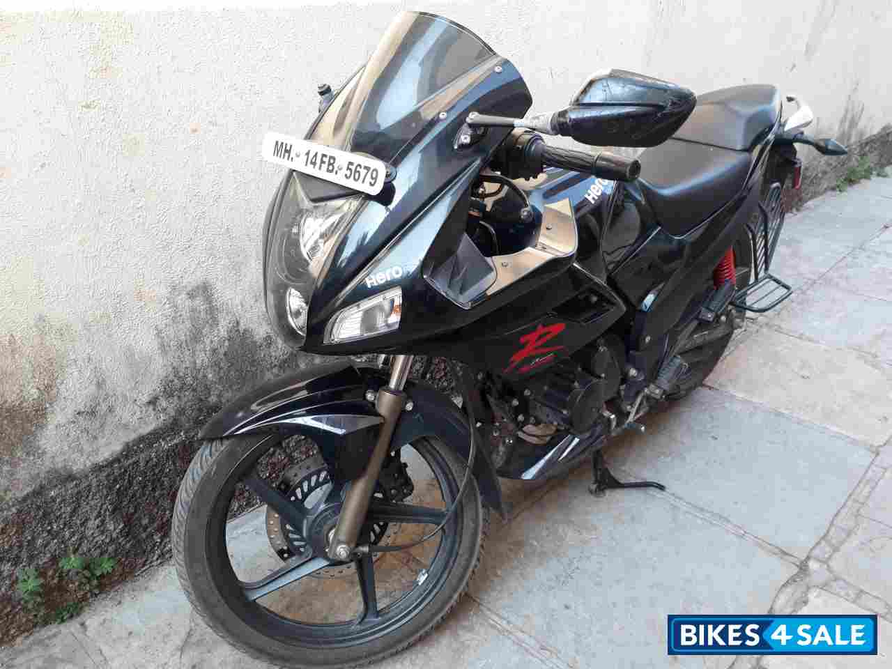 Black Hero Karizma R