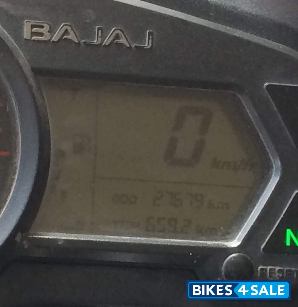 Black And Maroon Bajaj XCD 135 DTS-Si