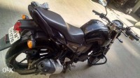 Black Yamaha FZ16