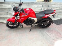Red Yamaha FZ FI V2